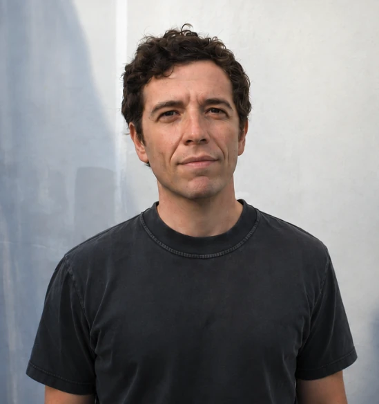 Portrait of Jake Offenhartz